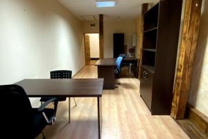 Nowoczesne biuro 20 m² do wynajęcia – Świdnica, ul. Armii Krajowej 7/203